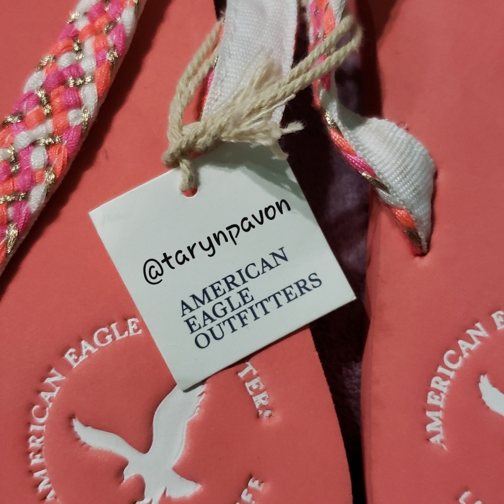 NWT American Eagle Outfitters Flip Flops